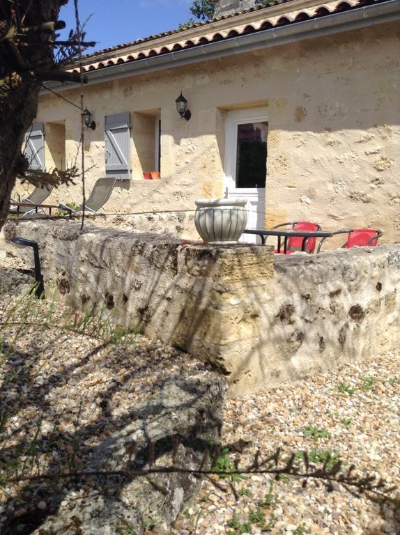 Chateau Nardou Hotel Saint-Sulpice-et-Cameyrac Habitación foto