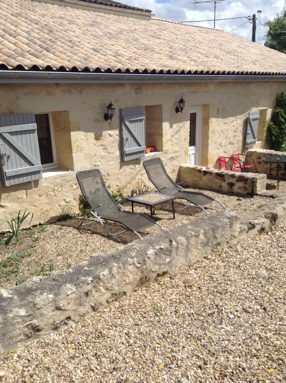 Chateau Nardou Hotel Saint-Sulpice-et-Cameyrac Habitación foto