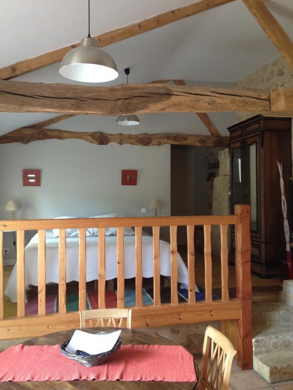 Chateau Nardou Hotel Saint-Sulpice-et-Cameyrac Habitación foto