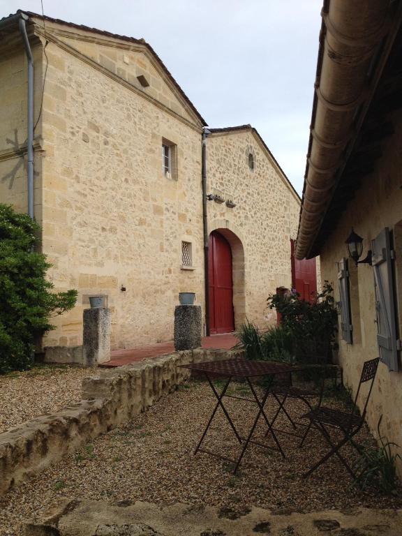 Chateau Nardou Hotel Saint-Sulpice-et-Cameyrac Habitación foto