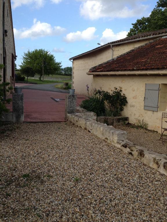 Chateau Nardou Hotel Saint-Sulpice-et-Cameyrac Habitación foto