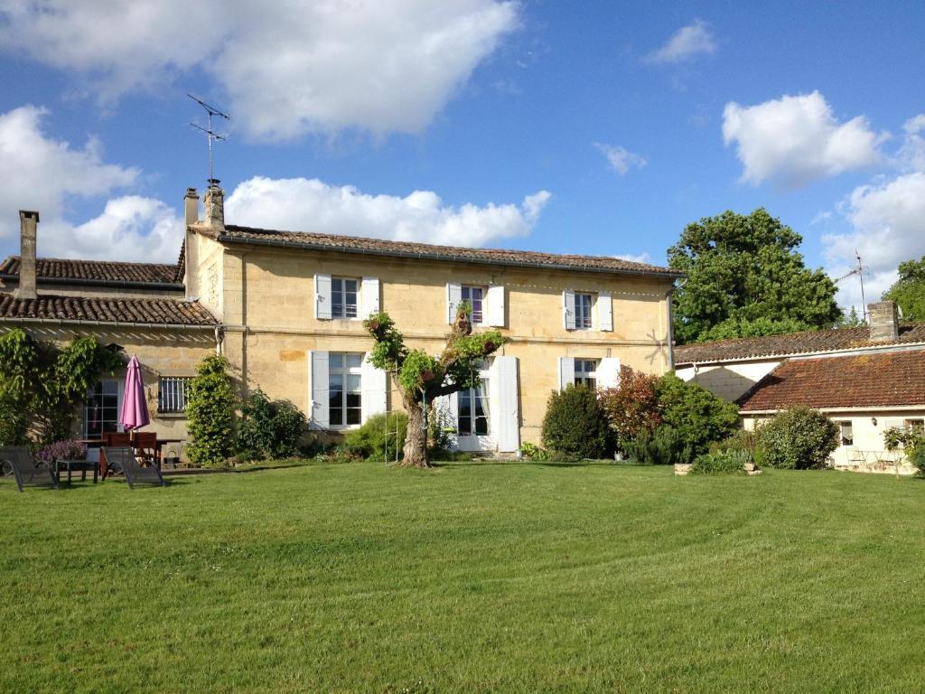 Chateau Nardou Hotel Saint-Sulpice-et-Cameyrac Habitación foto